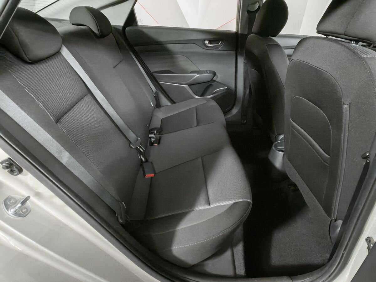 Купить Hyundai Solaris, 2019, 50 853 км, фото №10