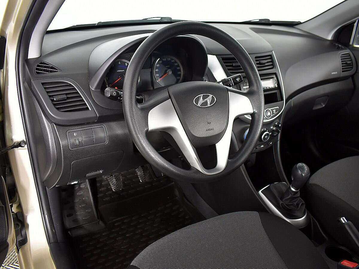 Купить Hyundai Solaris, 2014, 34 500 км, фото №7