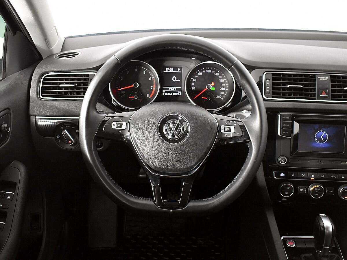 Купить Volkswagen Jetta, 2017, 116 372 км, фото №10
