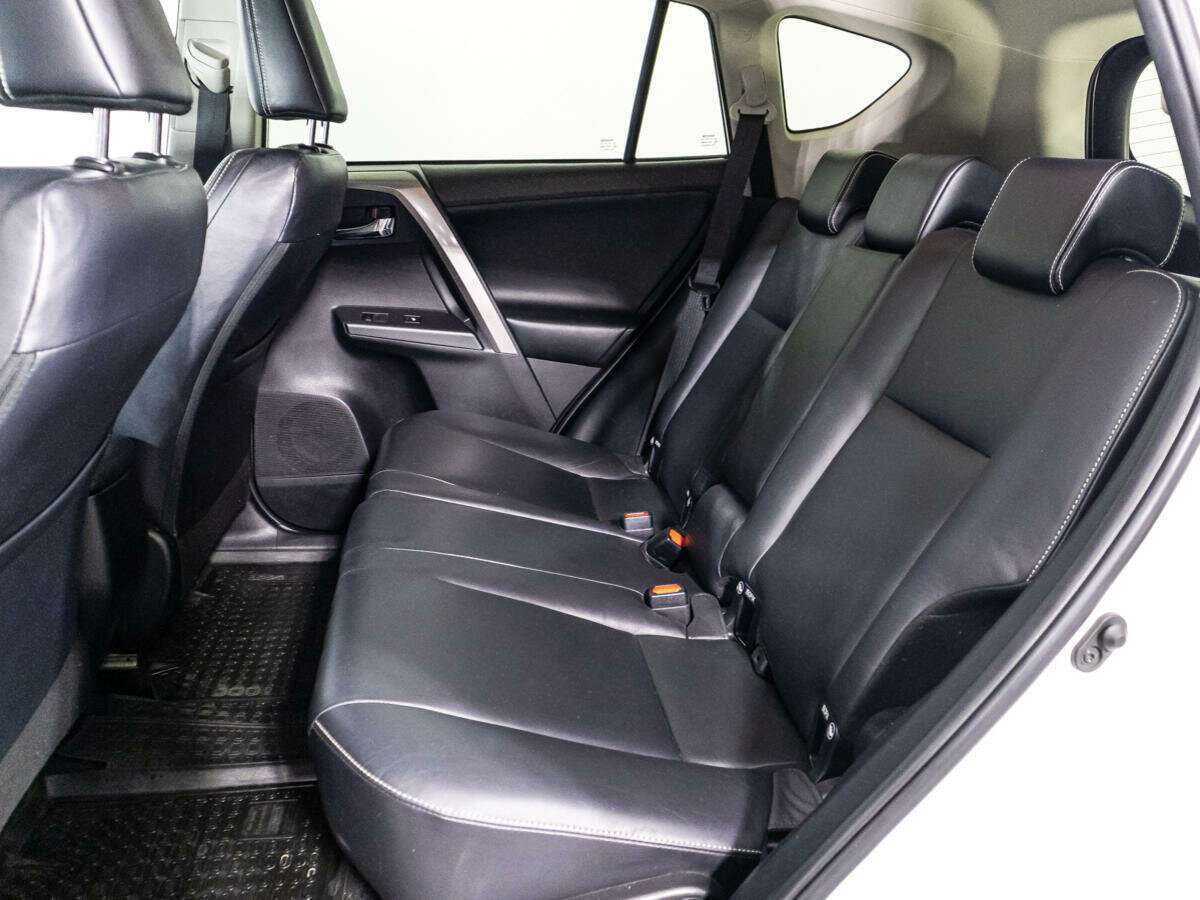 Купить Toyota RAV4, 2018, 109 603 км, фото №10
