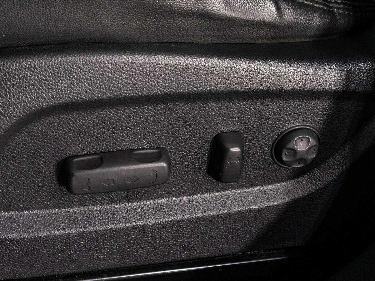 Купить Hyundai Santa Fe Grand, 2016, 145 799 км, фото №15