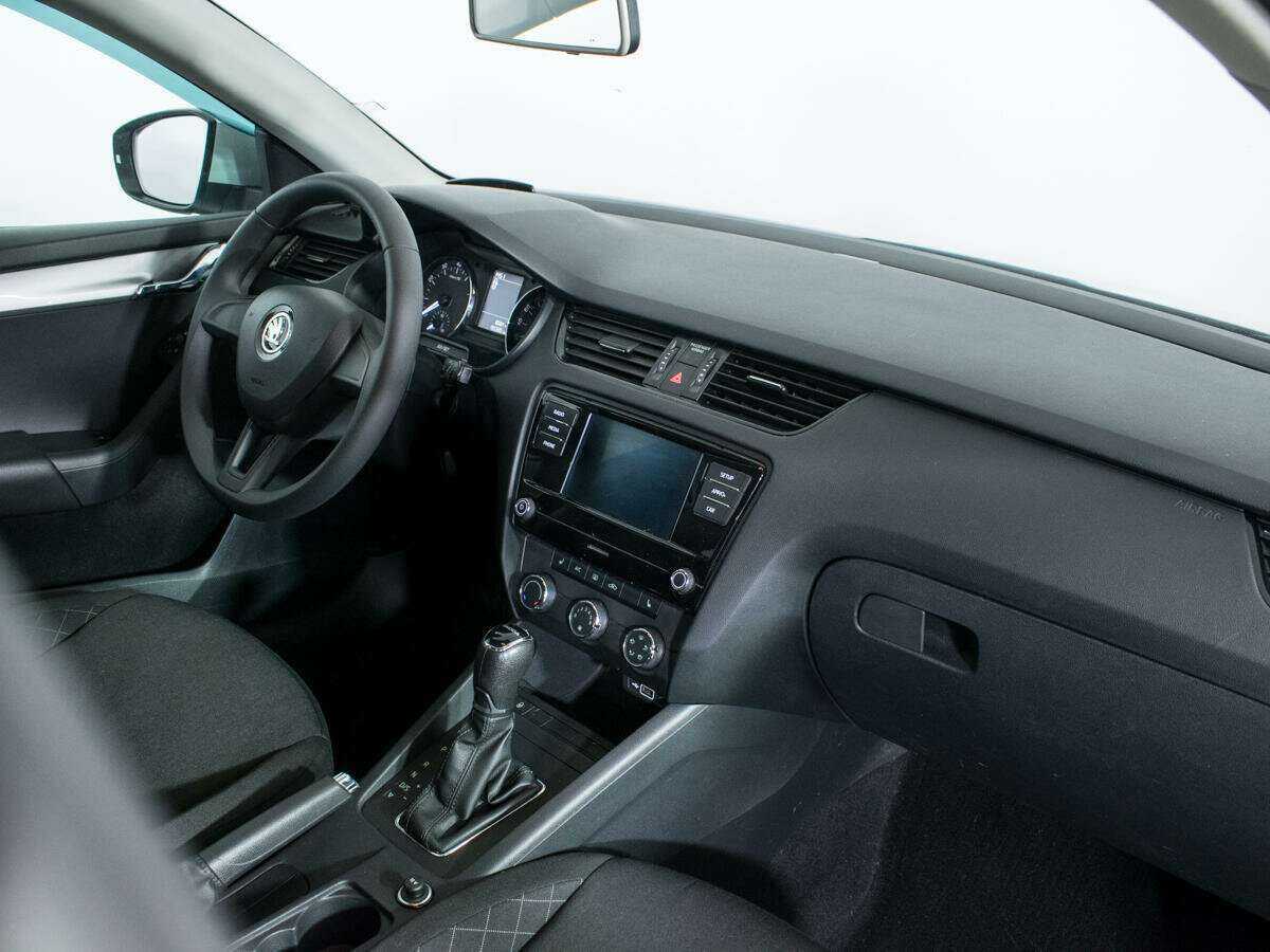 Купить Skoda Octavia, 2018, 150 000 км, фото №9