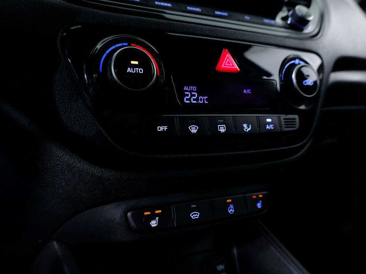 Купить Hyundai Solaris, 2020, 55 091 км, фото №16