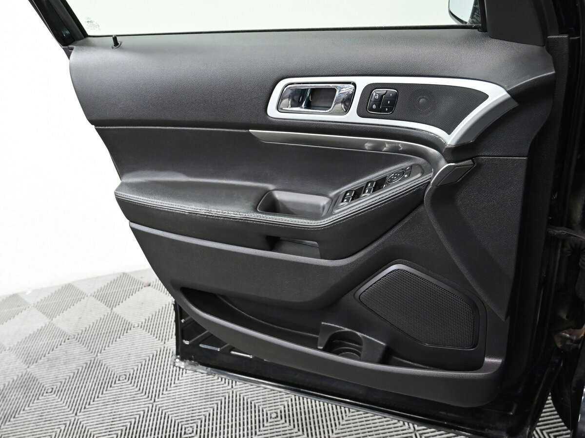 Купить Ford Explorer Sport, 2015, 129 000 км, фото №8