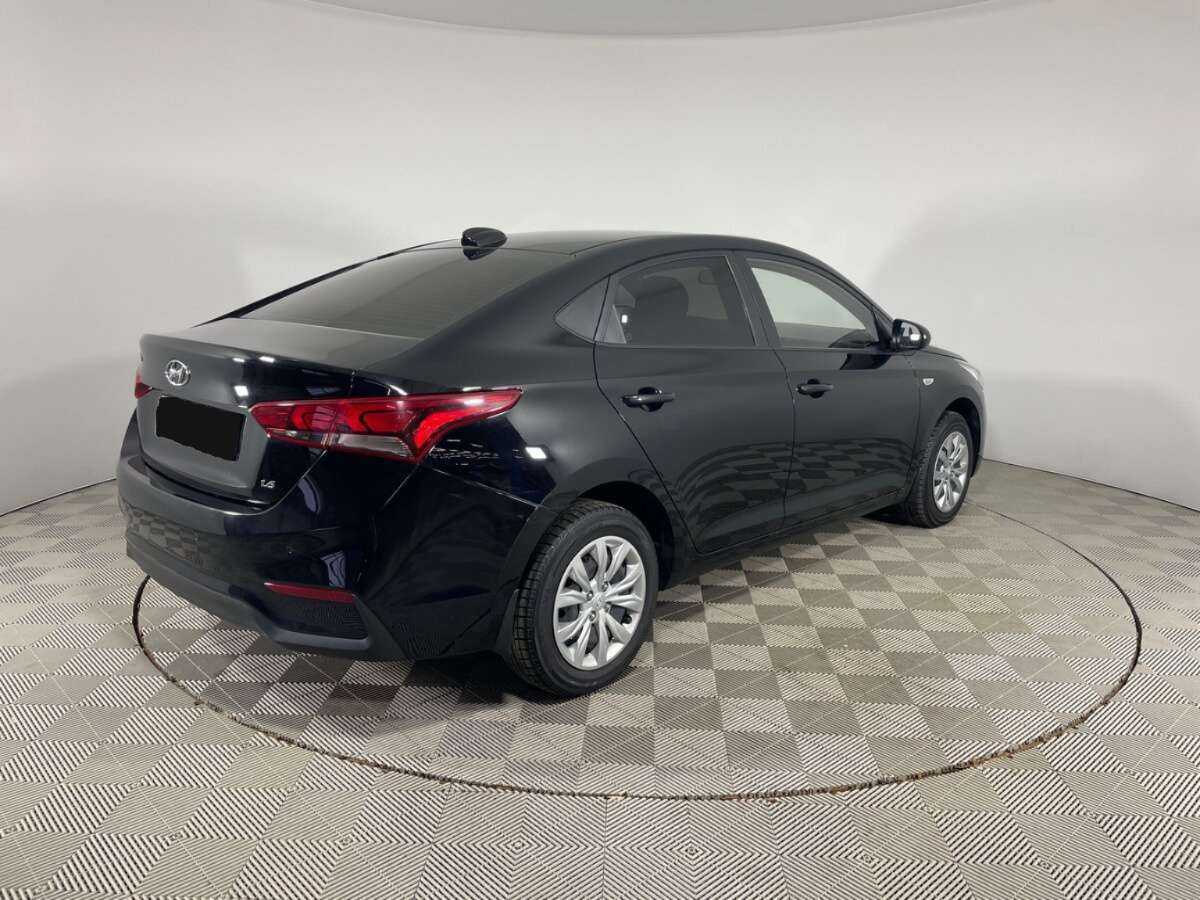 Купить Hyundai Solaris, 2018, 69 000 км, фото №4