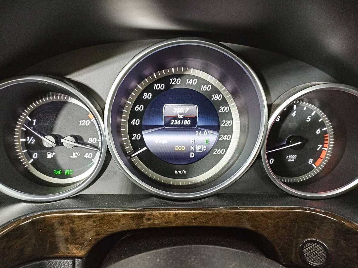 Купить Mercedes-Benz E-Класс 200, 2013, 236 181 км, фото №11