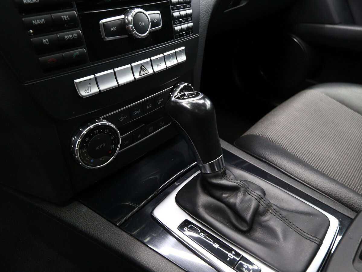 Купить Mercedes-Benz C-Класс 180, 2012, 157 000 км, фото №9