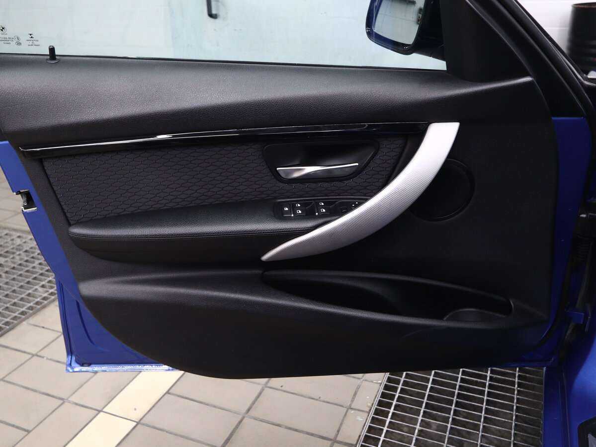 Купить BMW 3 серии 320i xDrive, 2016, 186 000 км, фото №6