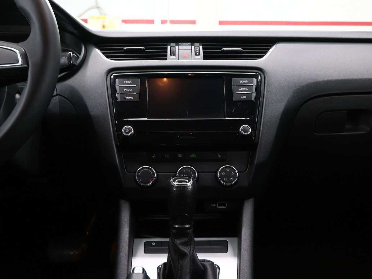 Купить Skoda Octavia, 2018, 130 000 км, фото №18