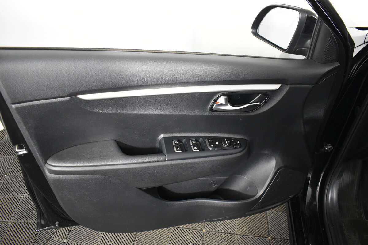 Купить Kia Rio, 2021, 56 121 км, фото №13