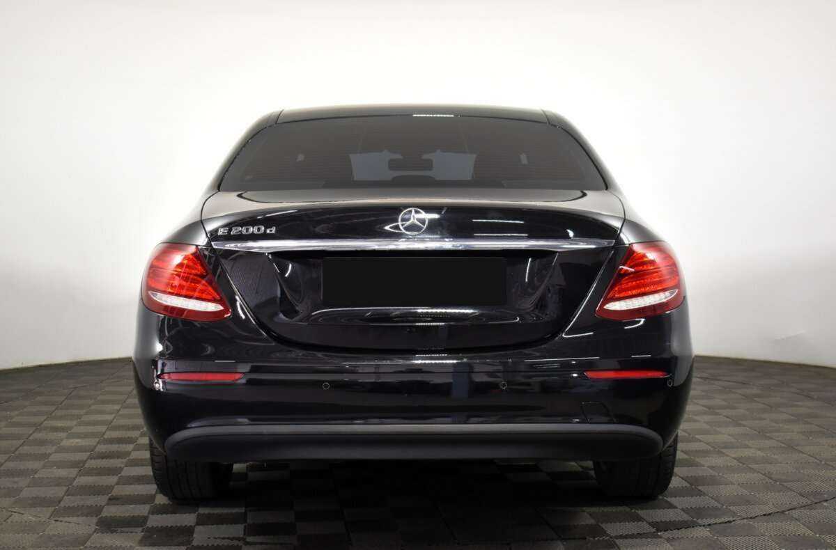 Купить Mercedes-Benz E-Класс 200 d, 2018, 97 000 км, фото №5