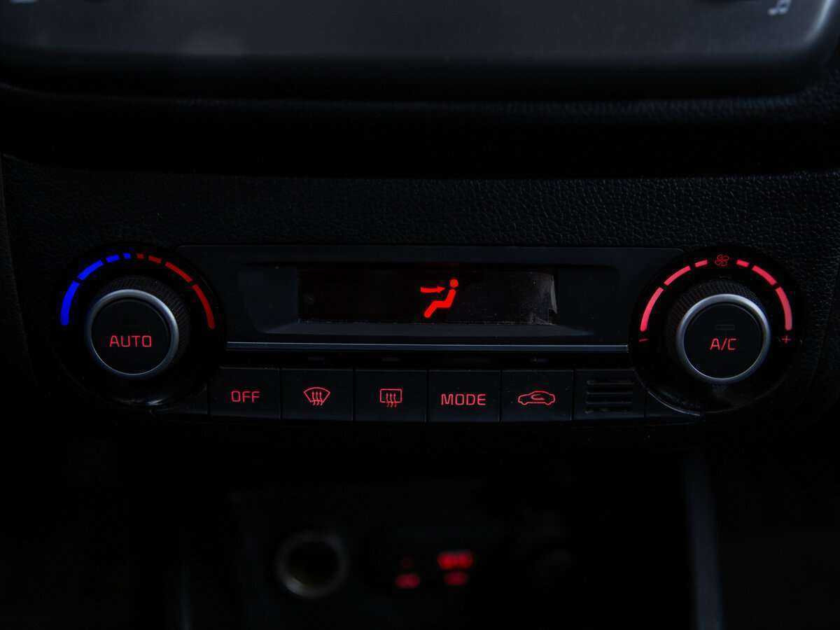 Купить Kia Rio, 2017, 138 126 км, фото №18