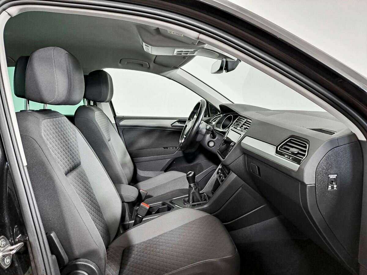 Купить Volkswagen Tiguan, 2019, 103 600 км, фото №9