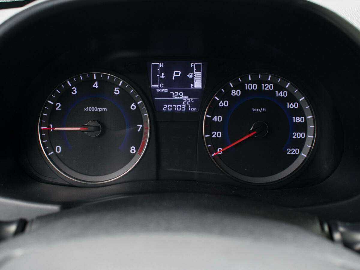 Купить Hyundai Solaris, 2015, 207 000 км, фото №11