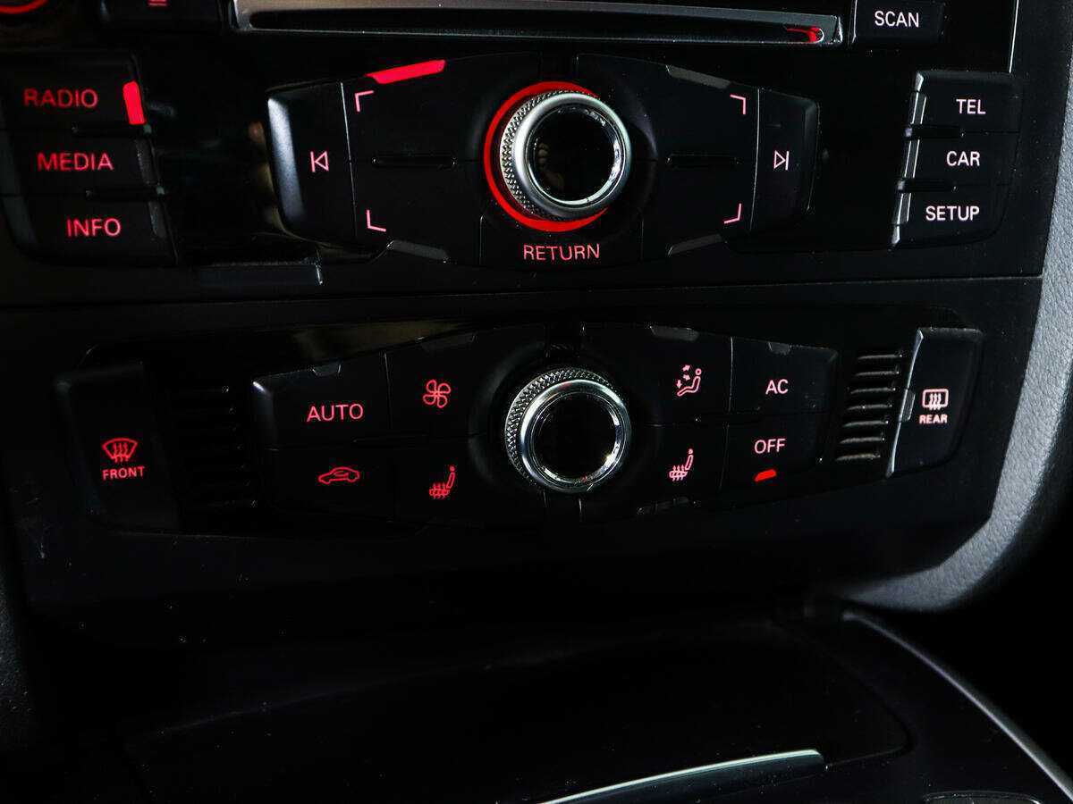 Купить Audi A4, 2013, 200 057 км, фото №14