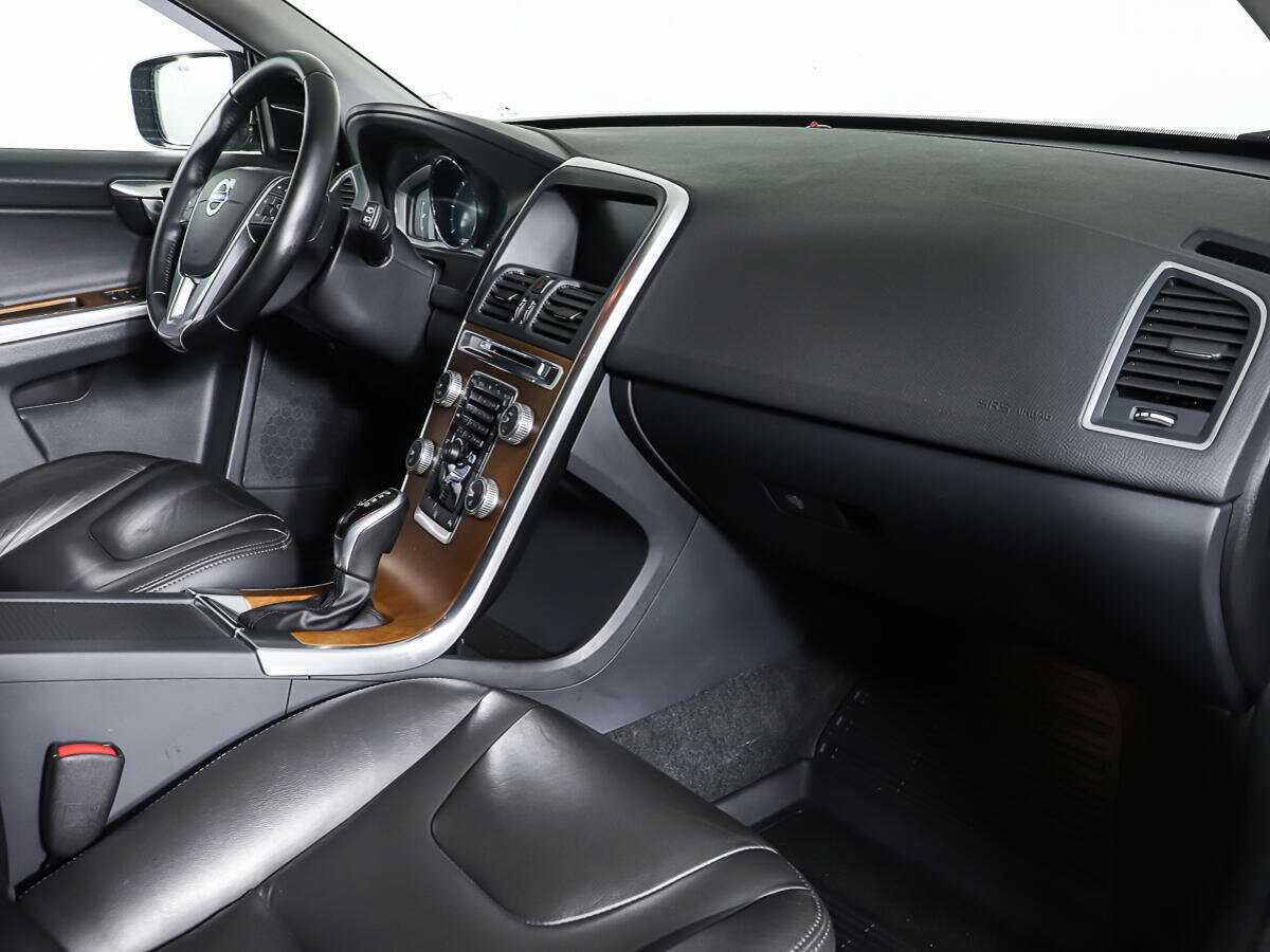Купить Volvo XC60, 2015, 95 593 км, фото №9