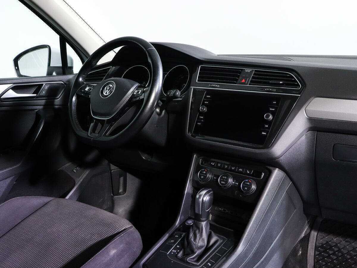 Купить Volkswagen Tiguan L, 2019, 84 165 км, фото №7