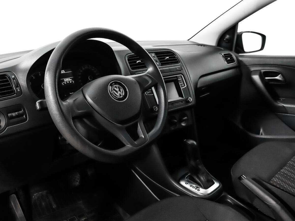 Купить Volkswagen Polo, 2016, 102 721 км, фото №9