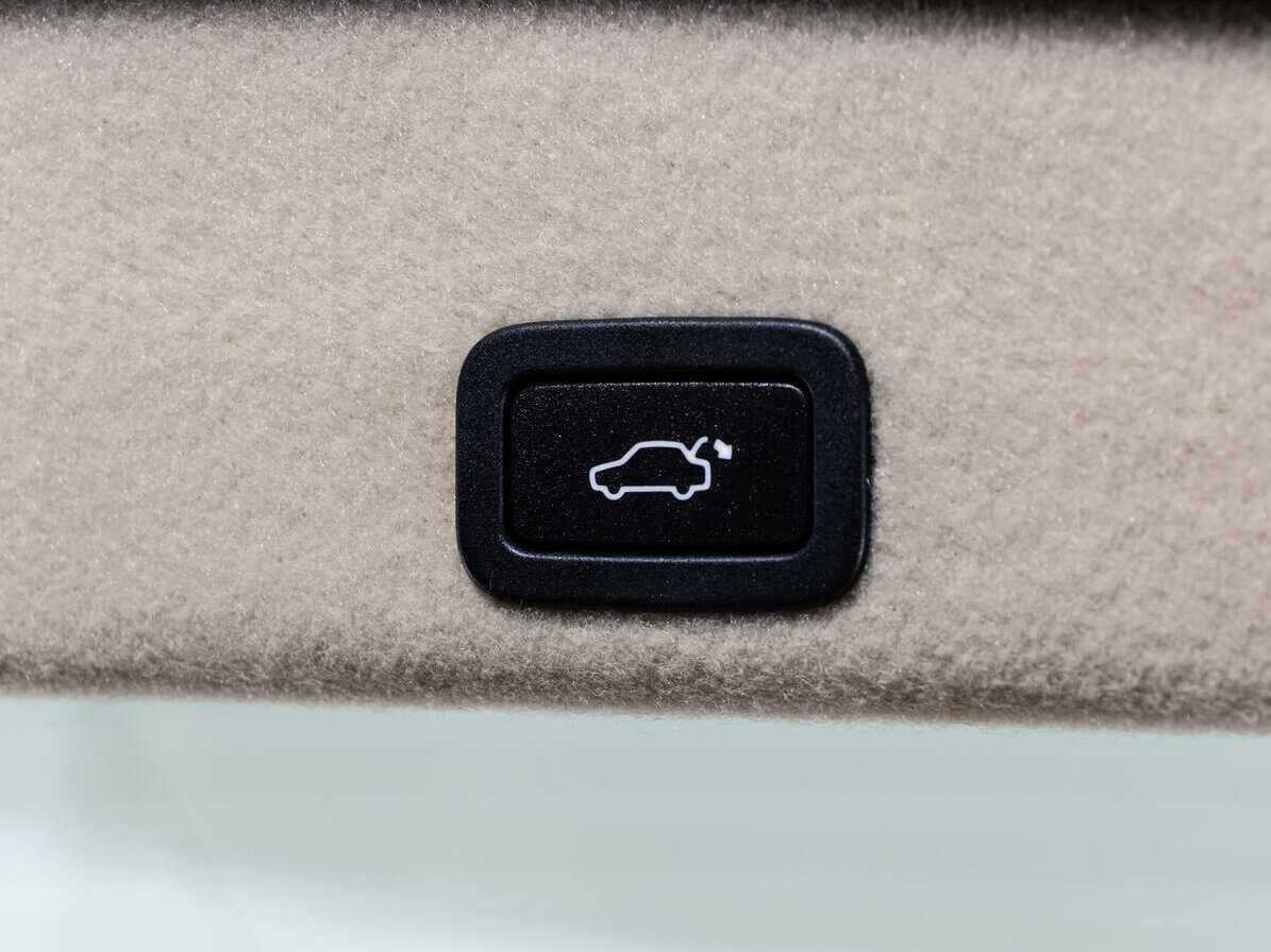 Купить Volvo XC60, 2016, 60 990 км, фото №15