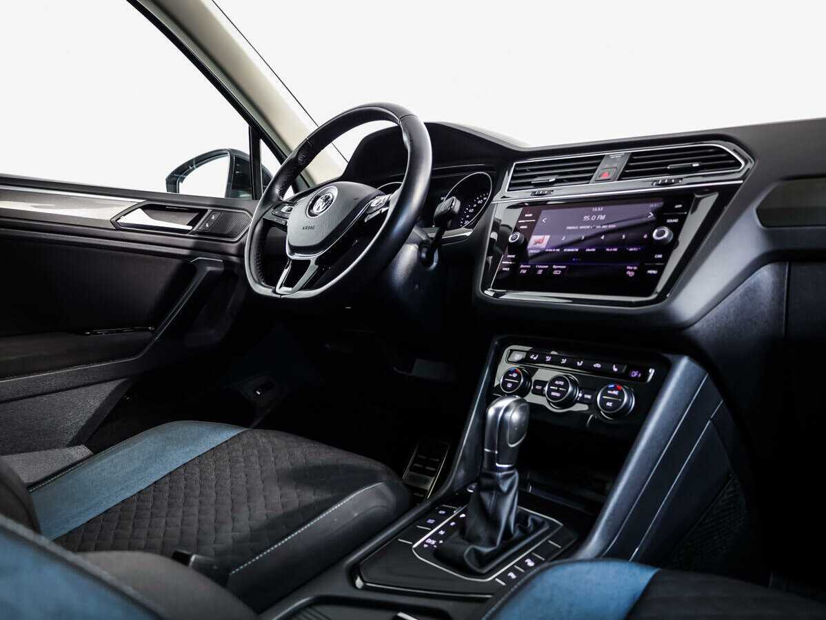 Купить Volkswagen Tiguan, 2019, 74 198 км, фото №8