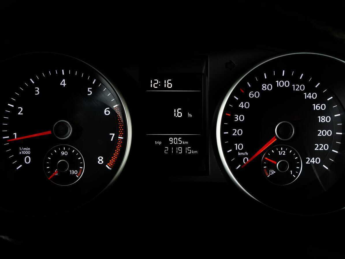 Купить Volkswagen Golf, 2012, 211 913 км, фото №18