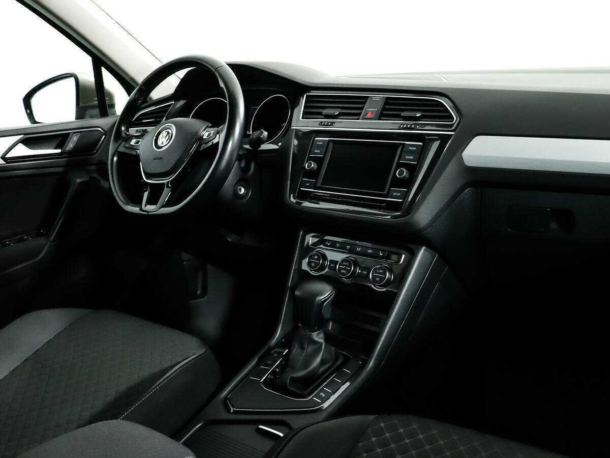 Купить Volkswagen Tiguan, 2017, 128 593 км, фото №13