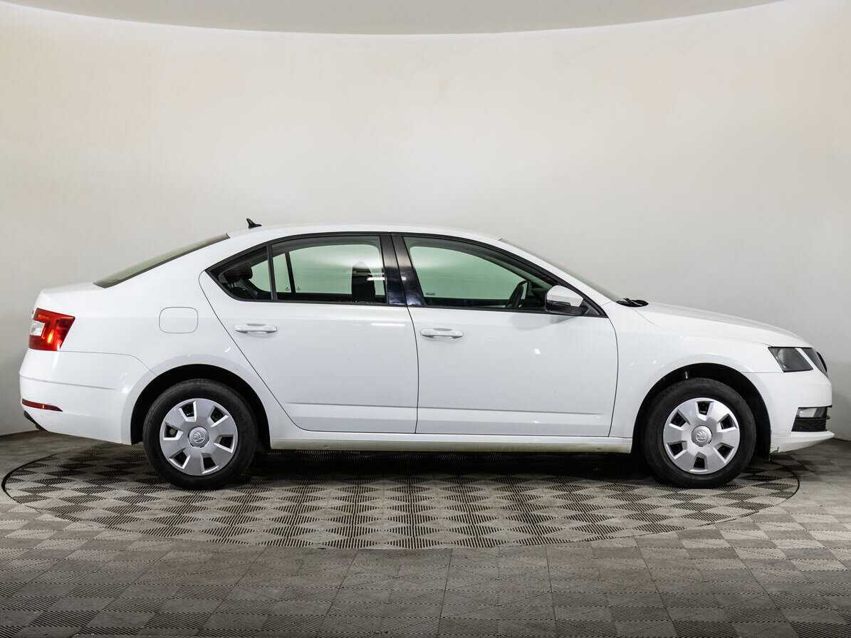 Купить Skoda Octavia, 2019, 71 386 км, фото №4