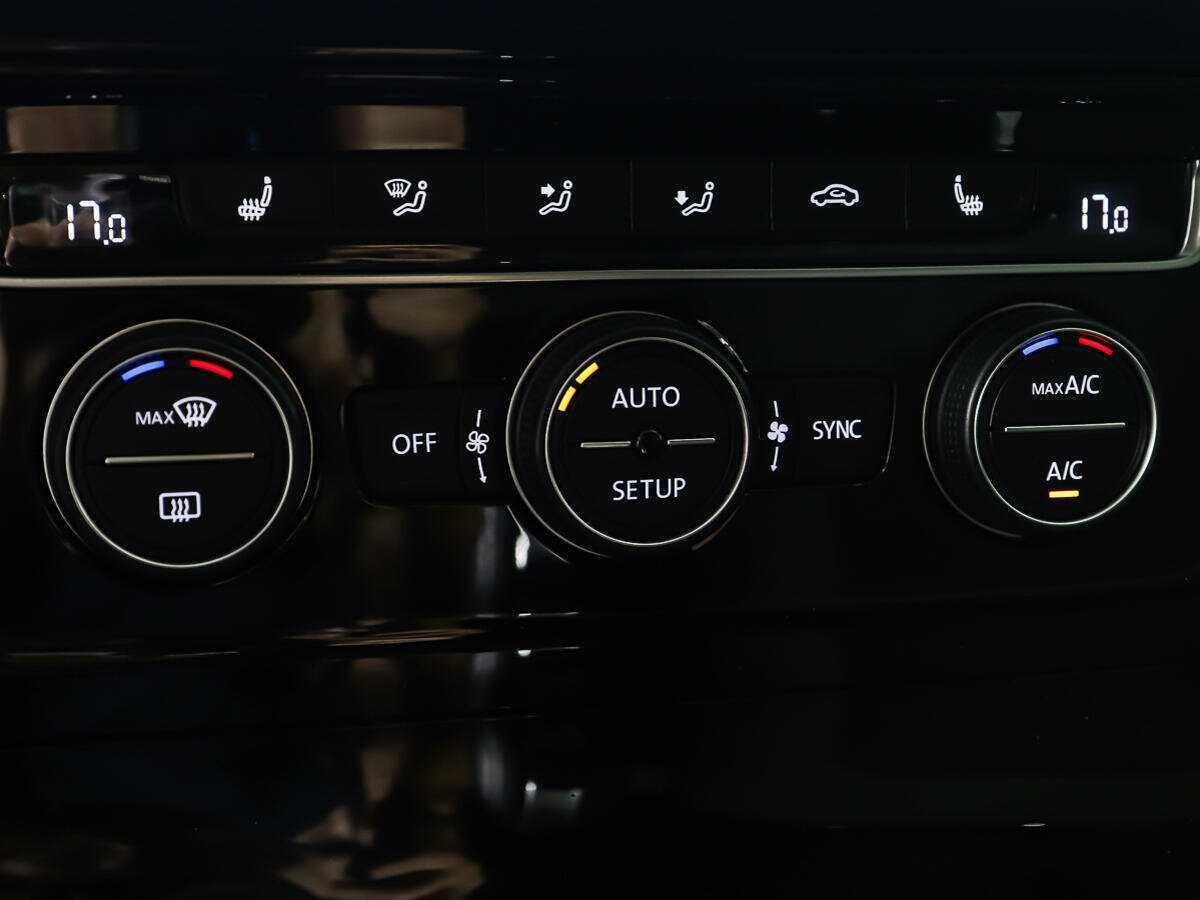 Купить Volkswagen Golf, 2013, 129 106 км, фото №17