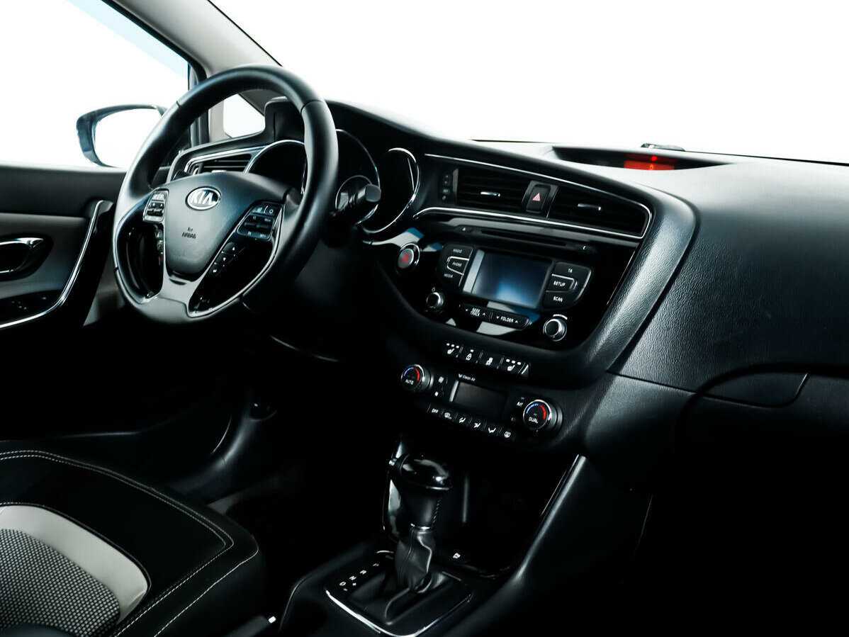 Купить Kia Ceed, 2015, 87 869 км, фото №9