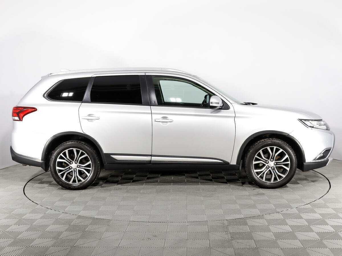 Купить Mitsubishi Outlander, 2017, 153 940 км, фото №5