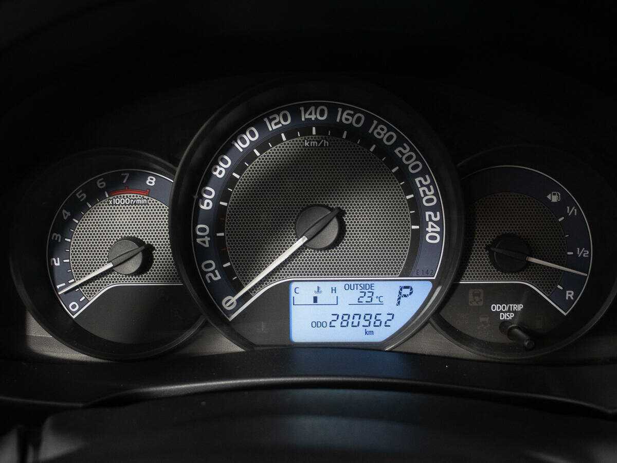 Купить Toyota Corolla, 2014, 280 961 км, фото №12