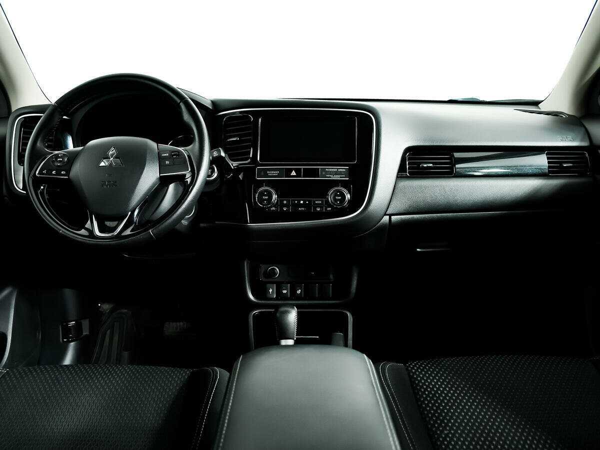Купить Mitsubishi Outlander, 2019, 77 333 км, фото №11