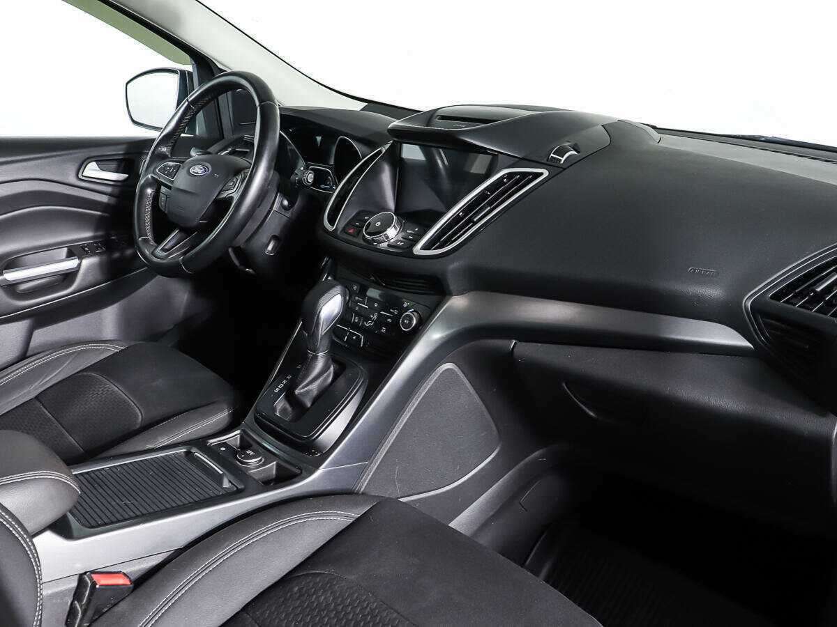 Купить Ford Kuga, 2017, 78 313 км, фото №9