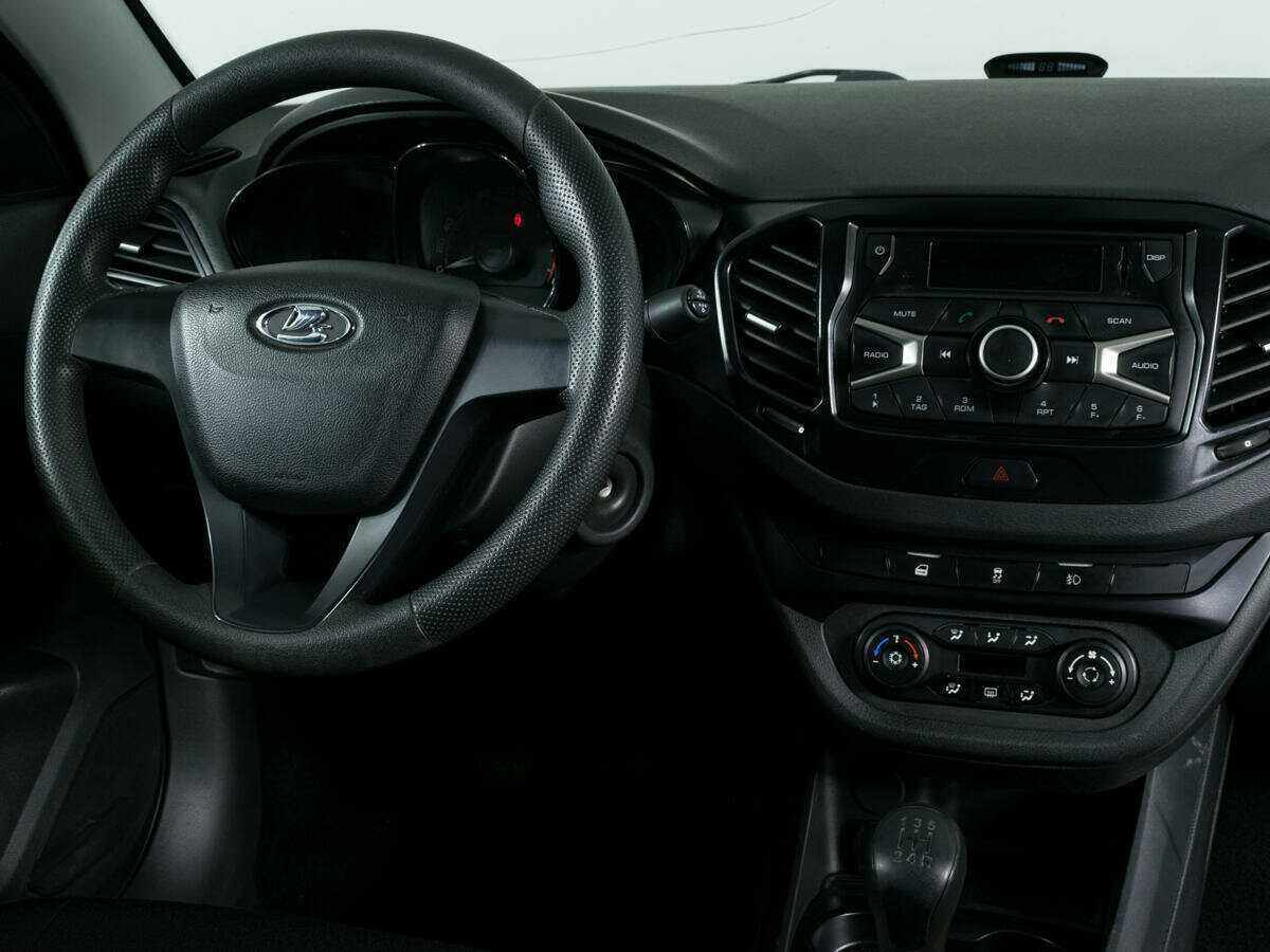 Купить Lada (ВАЗ) Vesta, 2019, 206 000 км, фото №11