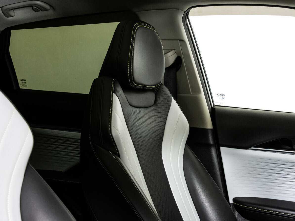 Купить Geely Coolray (Binyue Cool), 2023, 23 219 км, фото №15