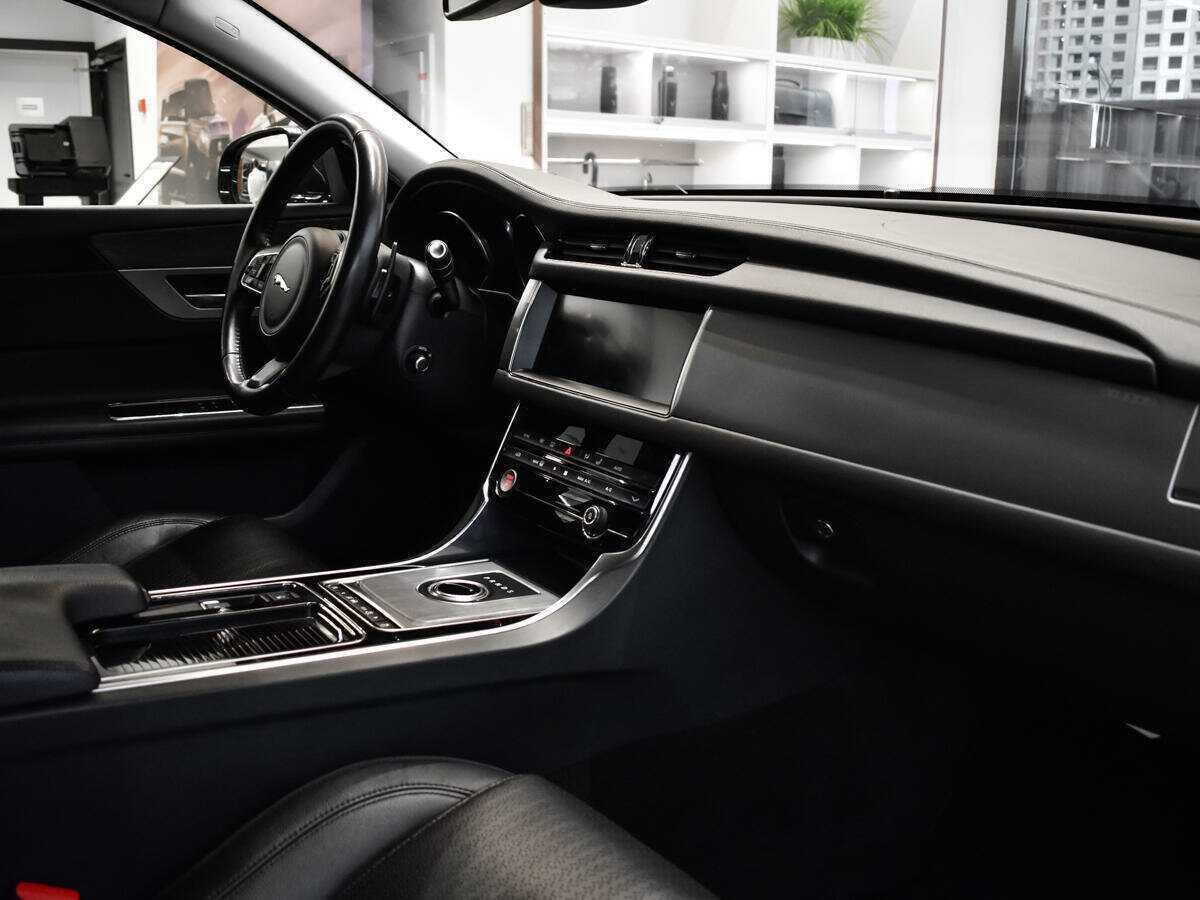 Купить Jaguar XF, 2016, 134 411 км, фото №5