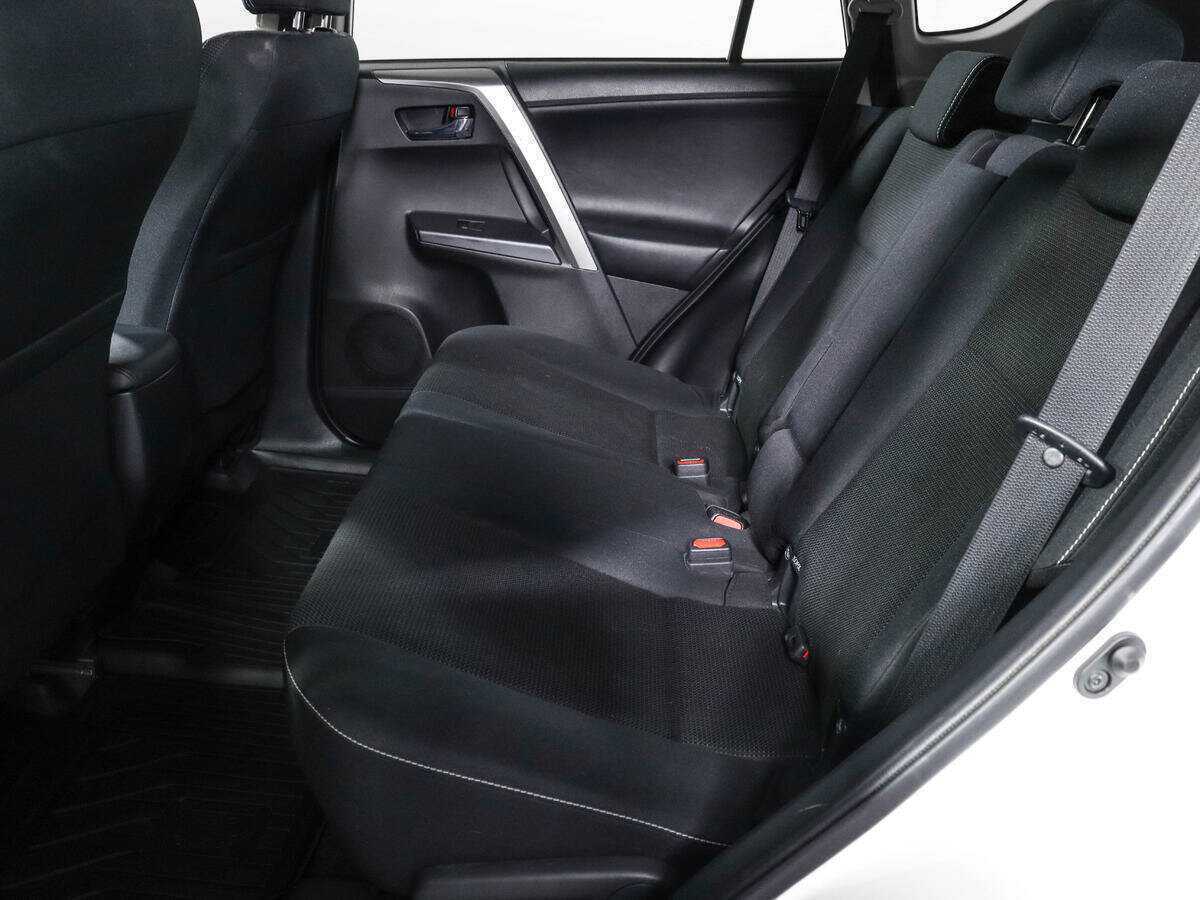 Купить Toyota RAV4, 2015, 68 355 км, фото №10