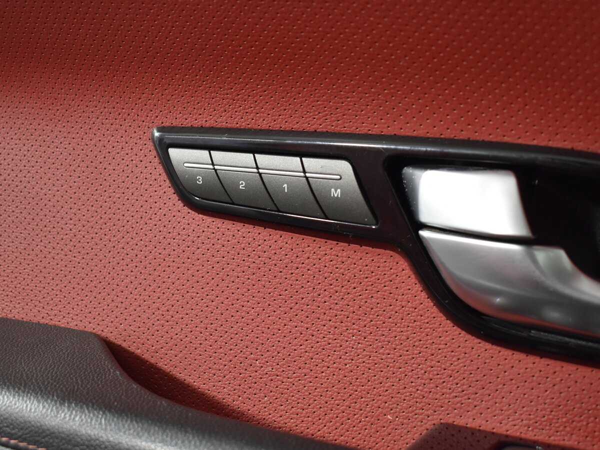 Купить Land Rover Range Rover Evoque 9-speed, 2015, 113 808 км, фото №10