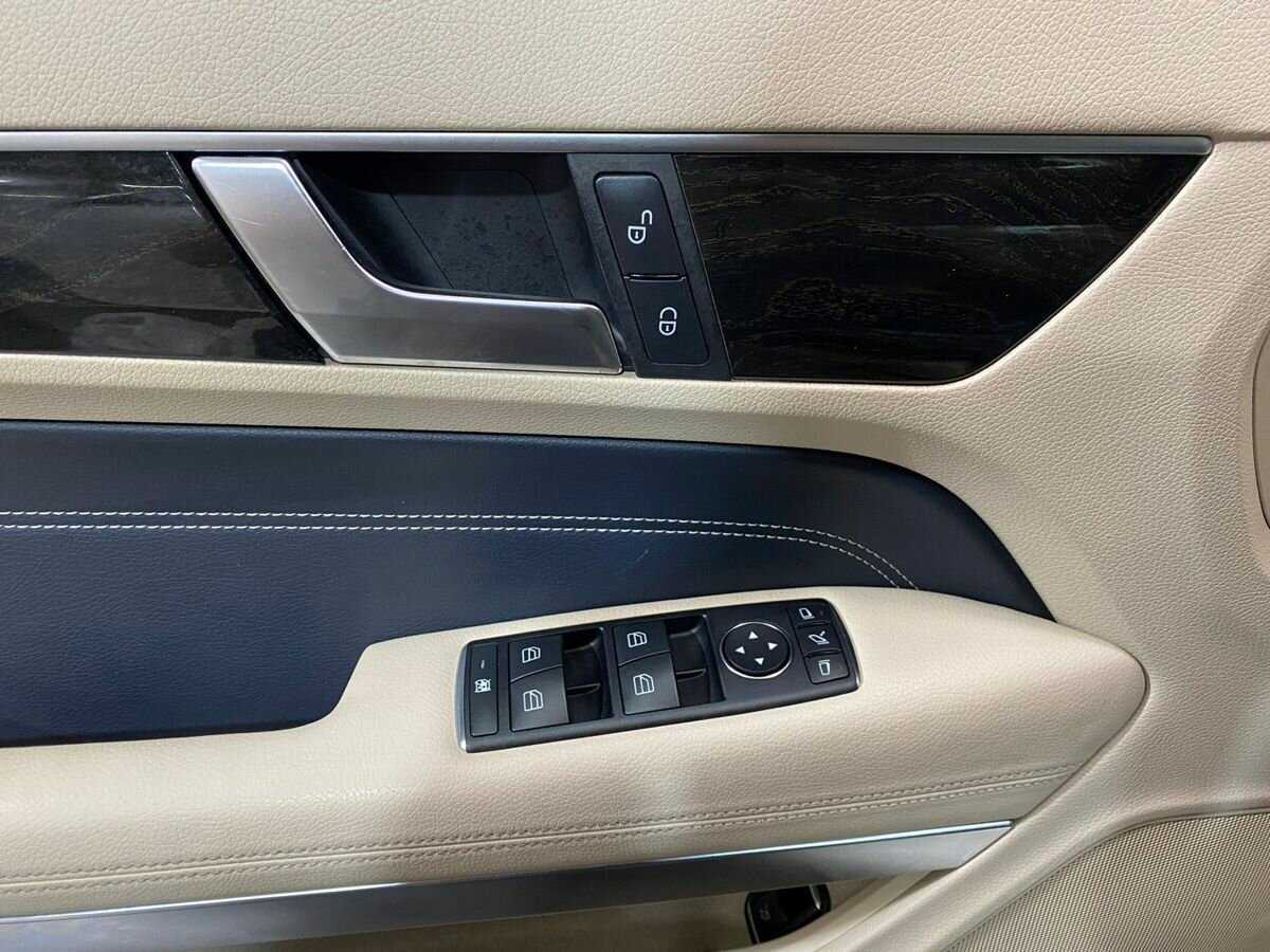 Купить Mercedes-Benz E-Класс 200, 2013, 77 750 км, фото №15