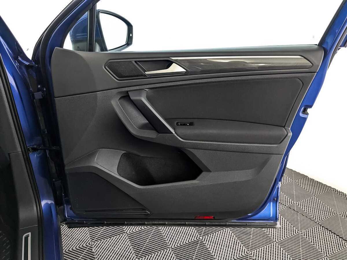 Купить Volkswagen Tiguan, 2018, 155 937 км, фото №21