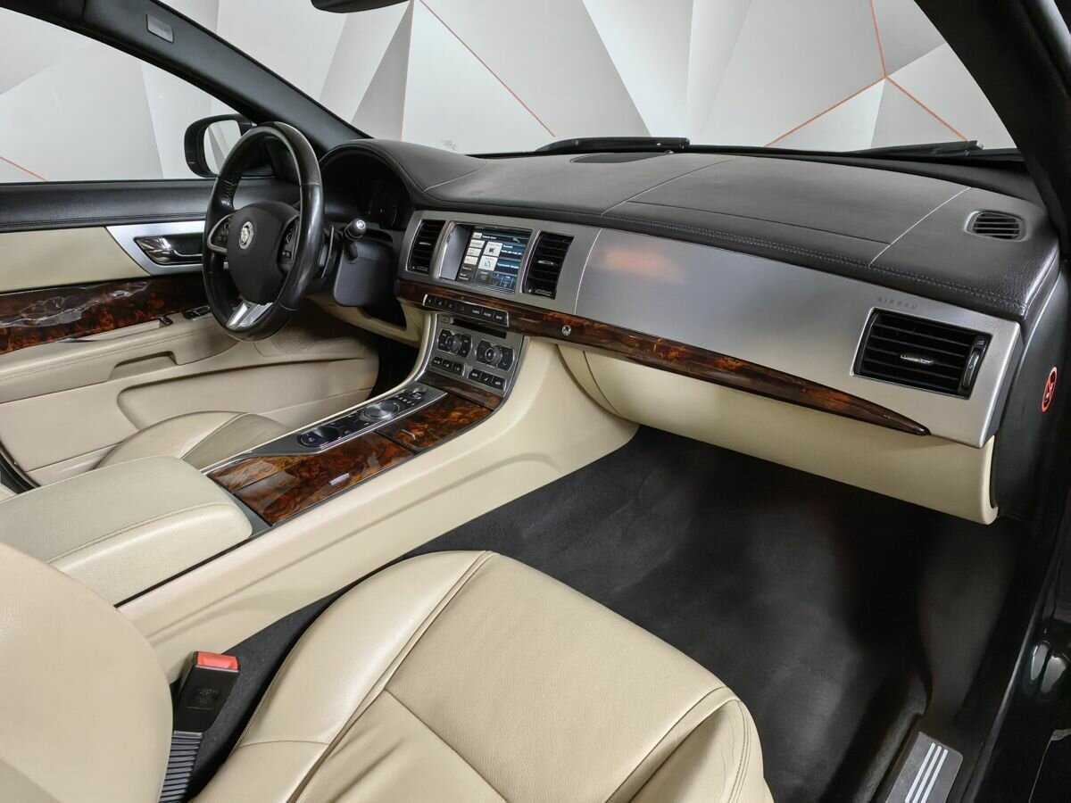 Купить Jaguar XF, 2013, 142 018 км, фото №9