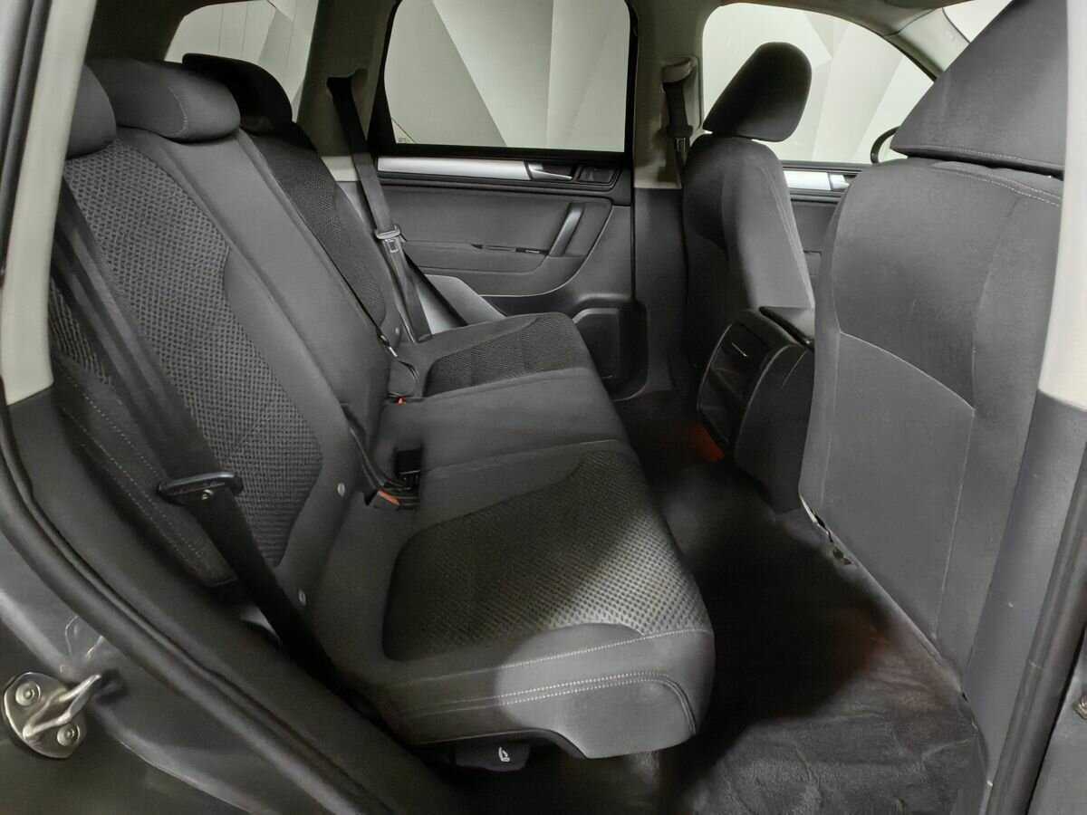 Купить Volkswagen Touareg, 2012, 186 000 км, фото №11