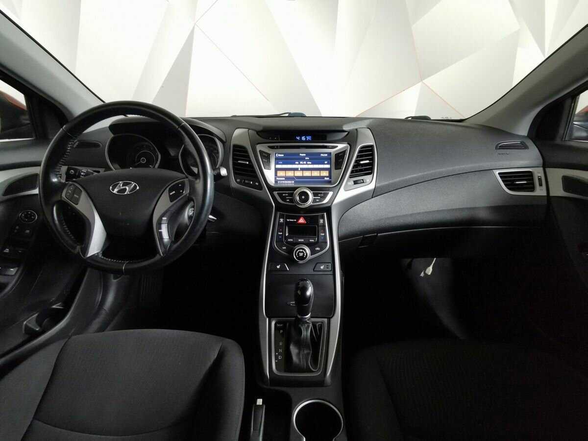 Купить Hyundai Elantra, 2015, 165 120 км, фото №10