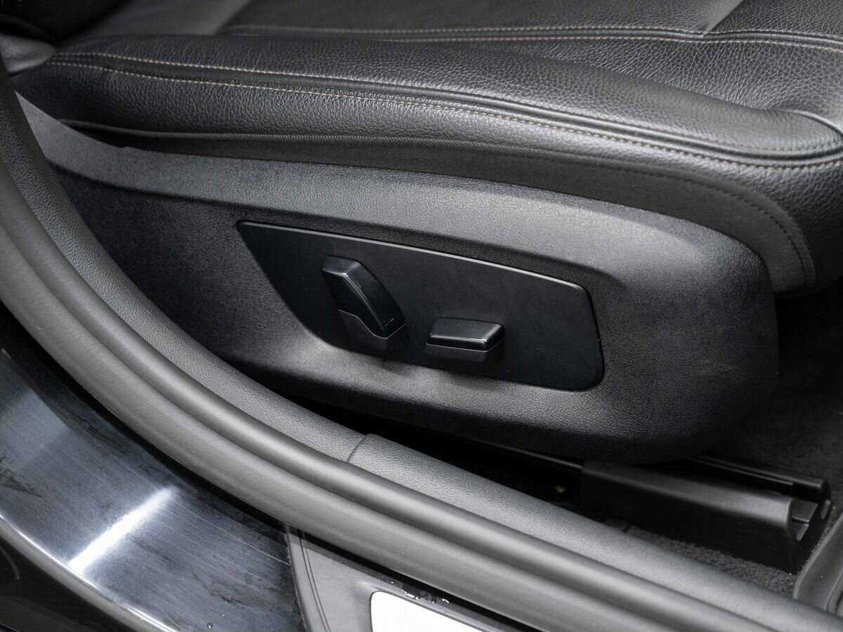 Купить BMW 5 серии 520d, 2018, 155 280 км, фото №13