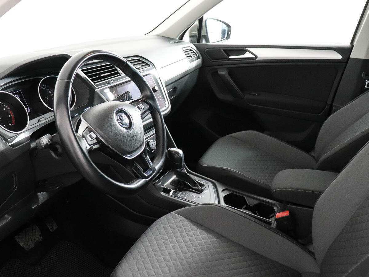 Купить Volkswagen Tiguan L, 2018, 73 850 км, фото №7