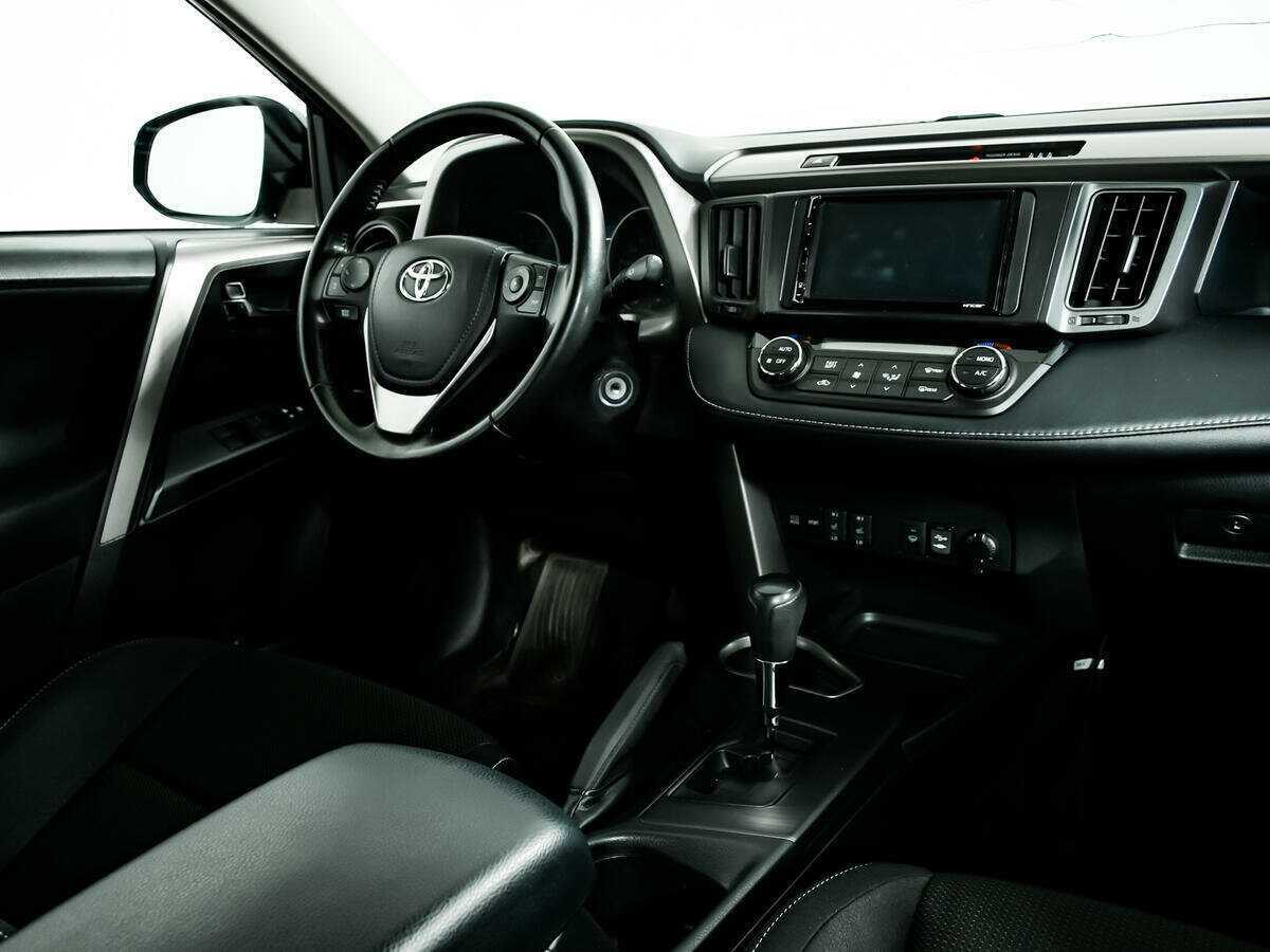 Купить Toyota RAV4, 2018, 66 636 км, фото №9