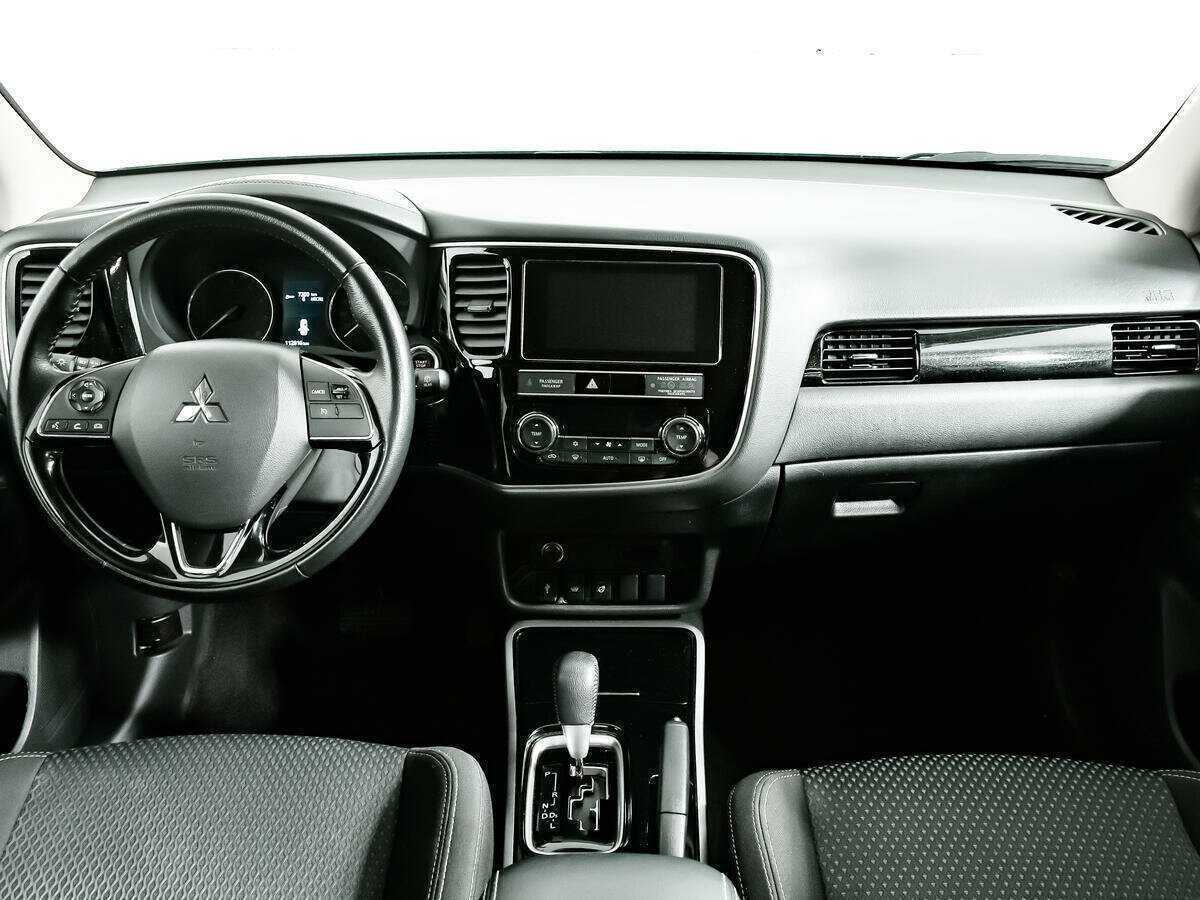 Купить Mitsubishi Outlander, 2018, 112 900 км, фото №9