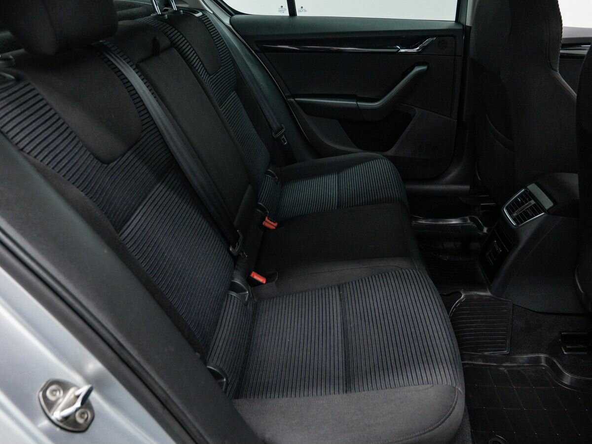 Купить Skoda Octavia, 2015, 259 000 км, фото №6