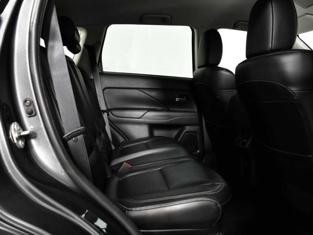 Купить Mitsubishi Outlander, 2018, 135 167 км, фото №10