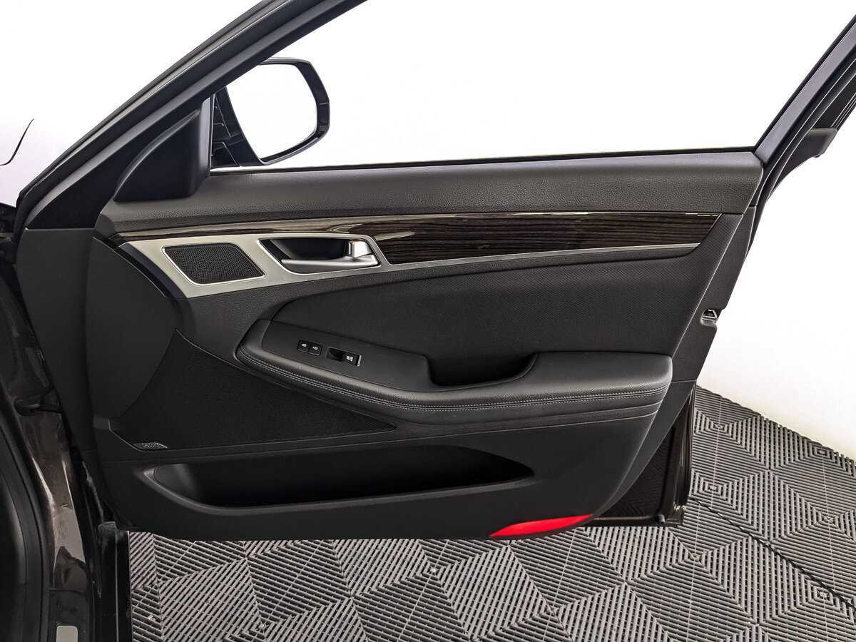 Купить Hyundai Genesis, 2015, 88 628 км, фото №24